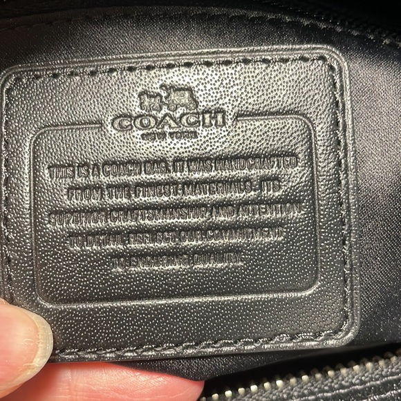Coach bag in Black! - Picture 8 of 15